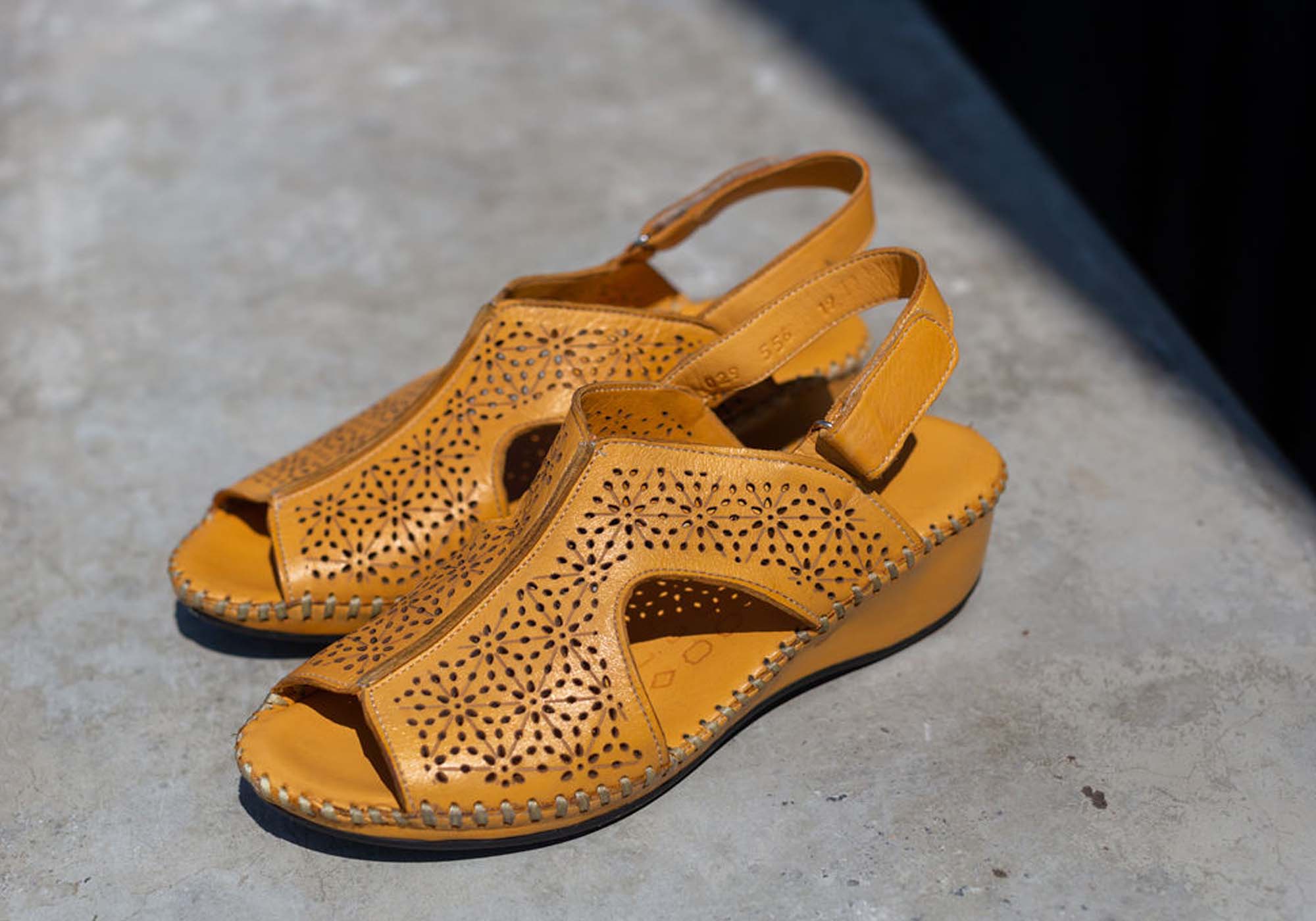 Orizonte Horizon Womens European Soft Leather Comfortable Sandals