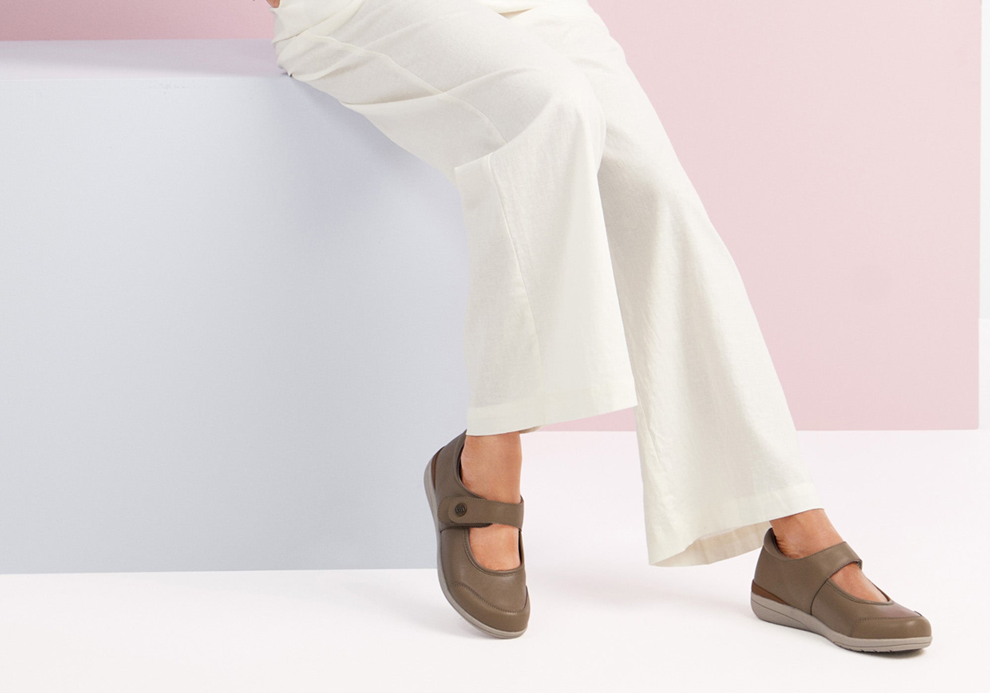 Taupe