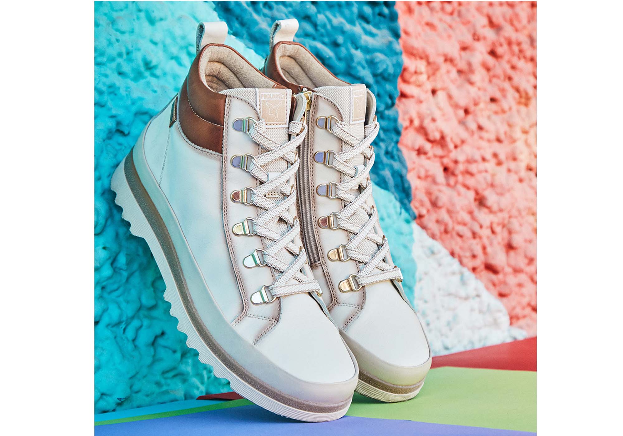 Off White