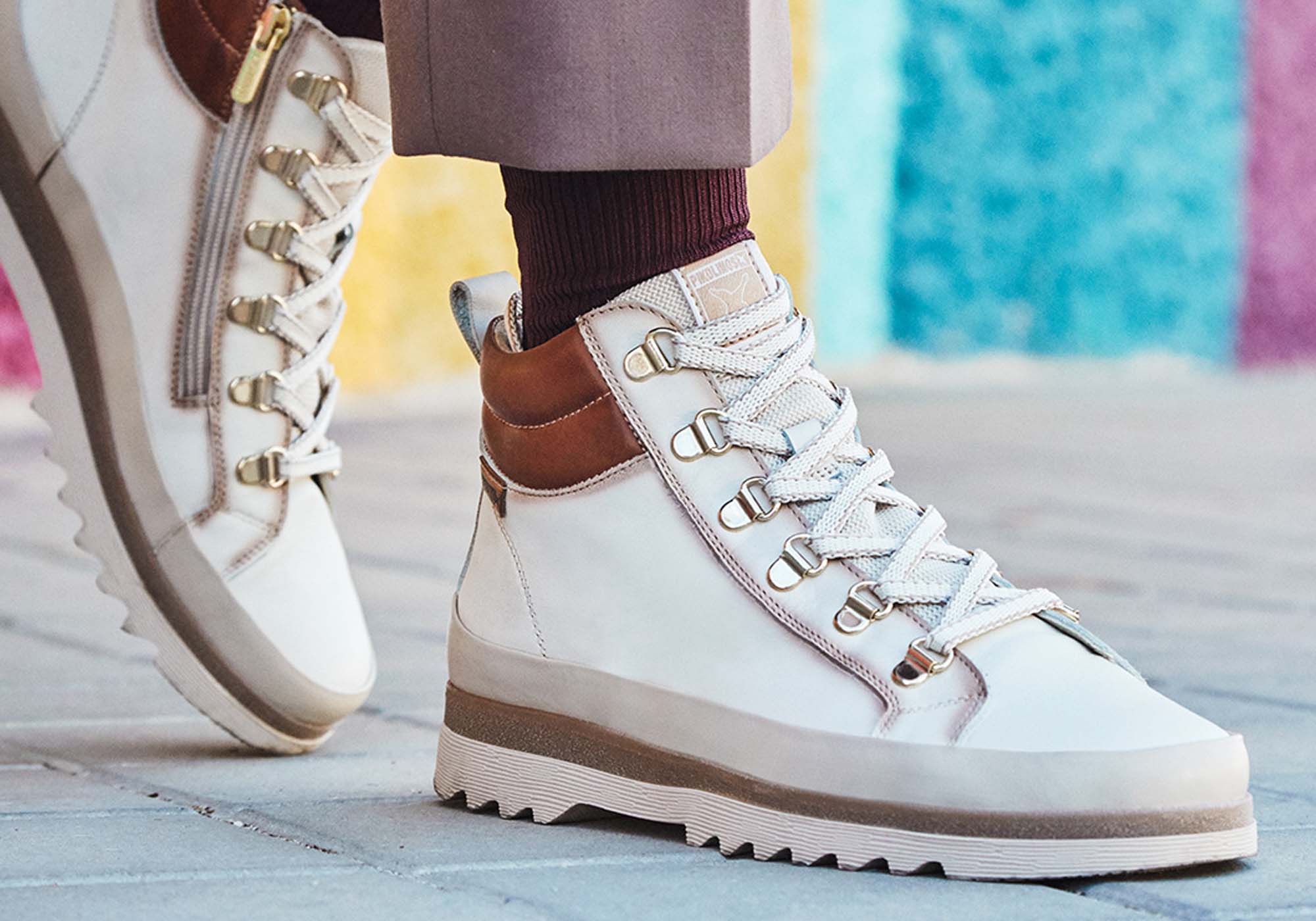 Off White