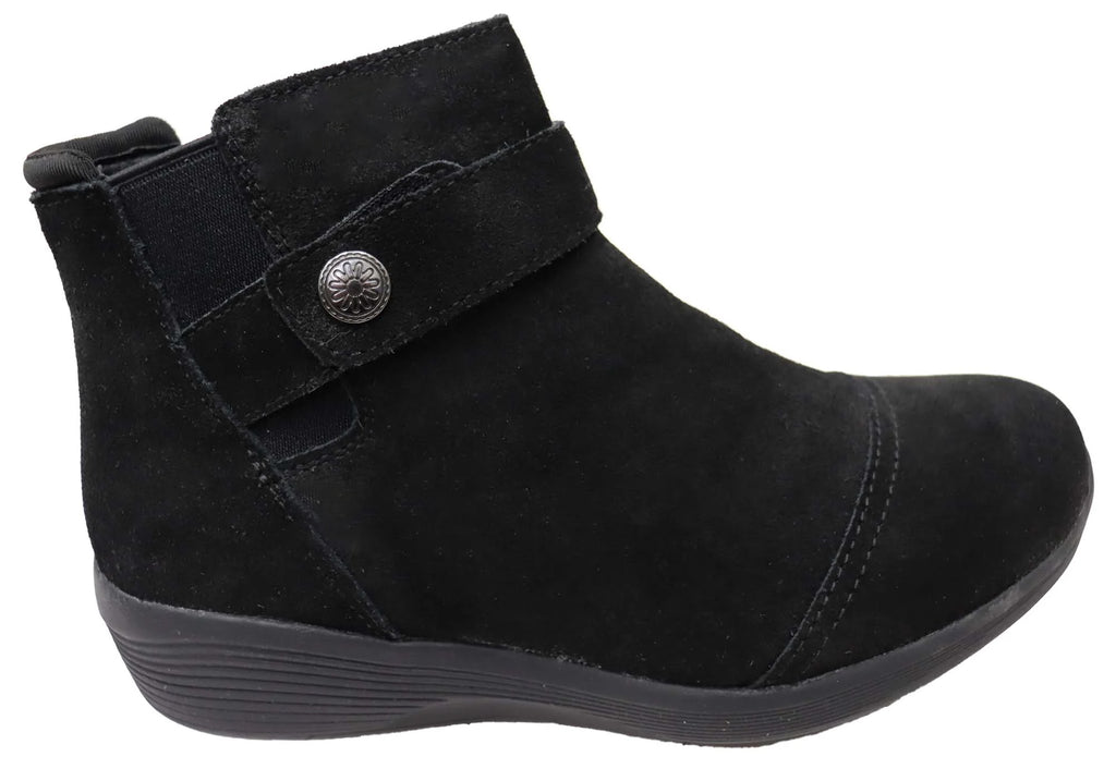Skechers Womens Arya Fall Days Ankle Boots – Brand House Direct