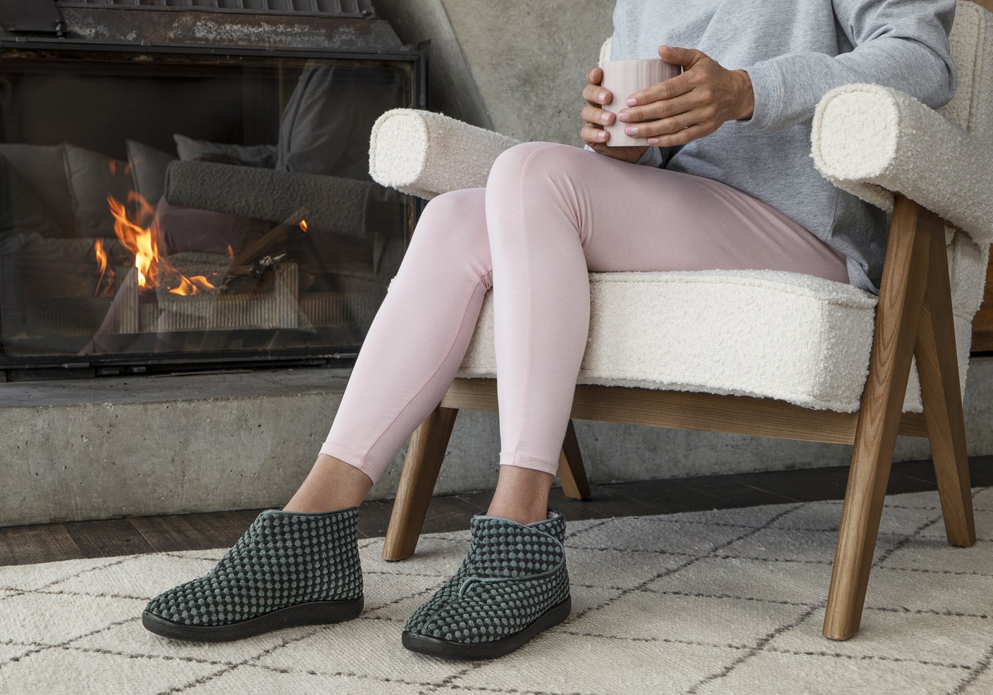 Homyped Glenny Womens Comfortable Supportive Wide Width Slippers