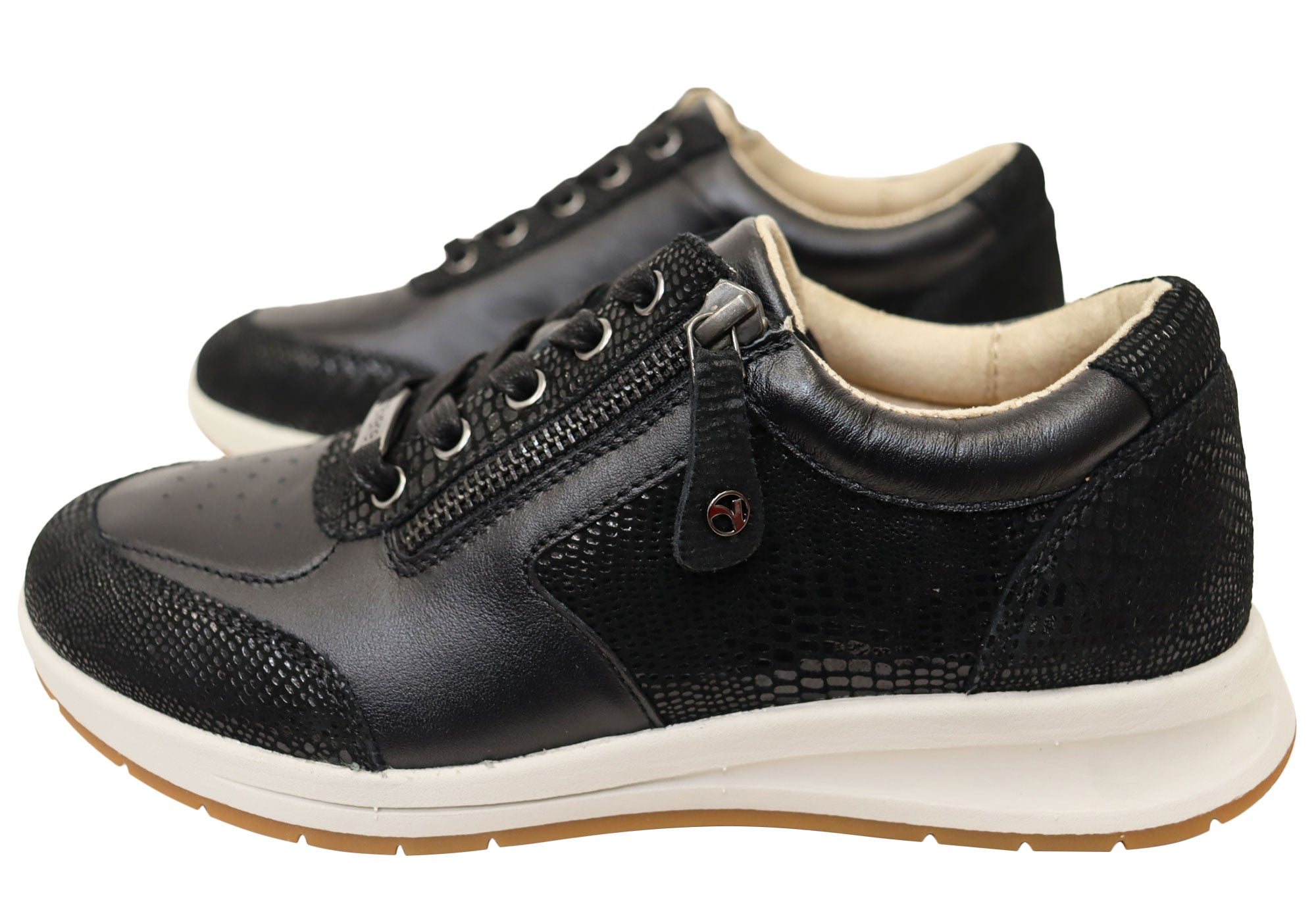 Black Lizard Punched