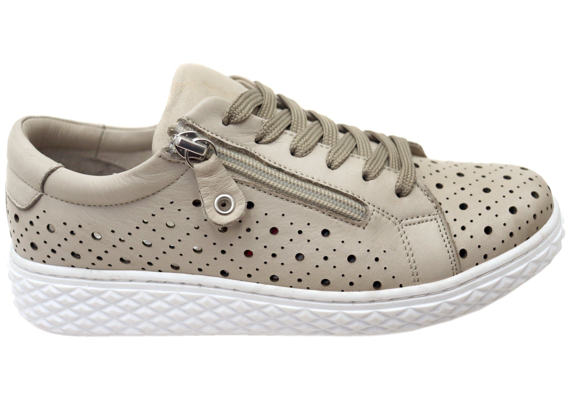 Taupe