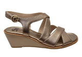 Sofft Gigi Womens Leather Wedge Sandals With Comfortable Footbed