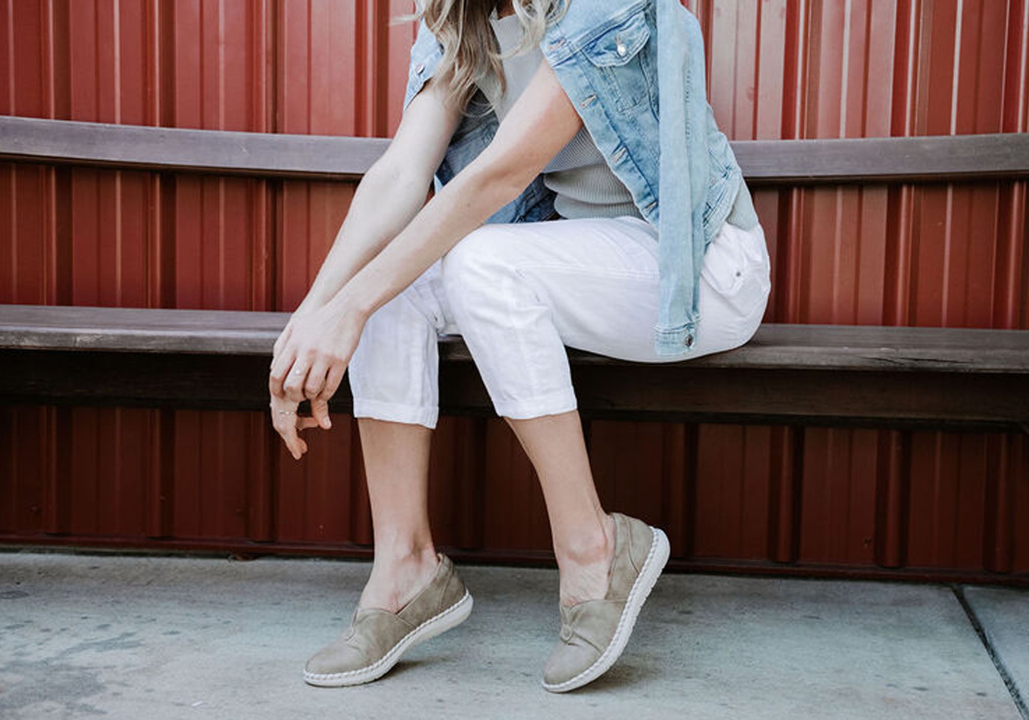Taupe