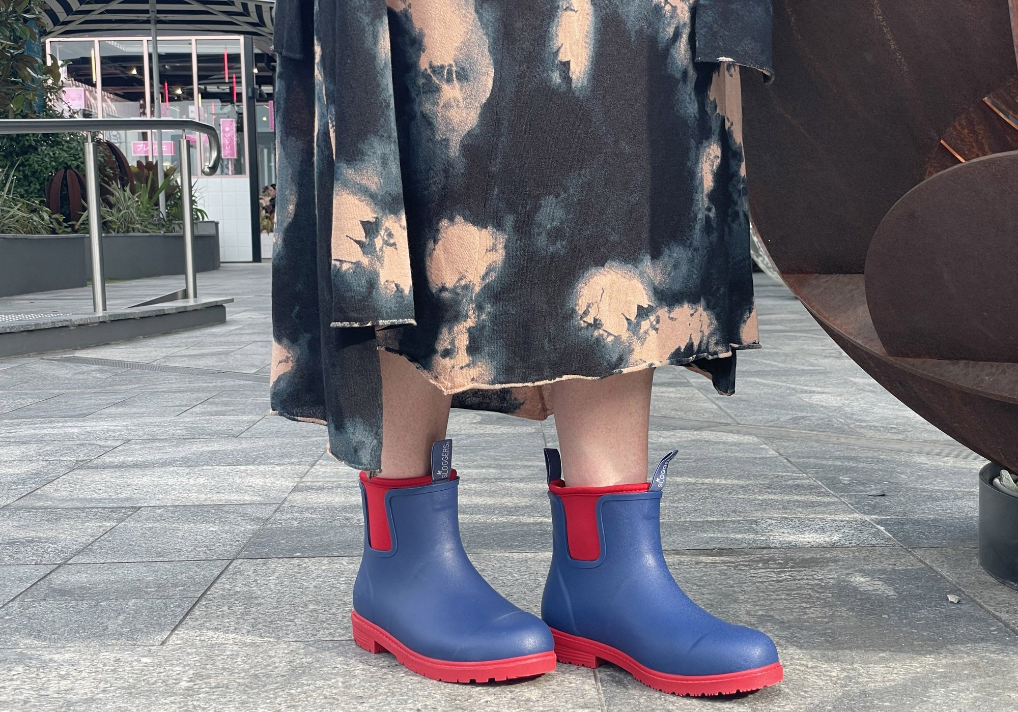 Navy Red