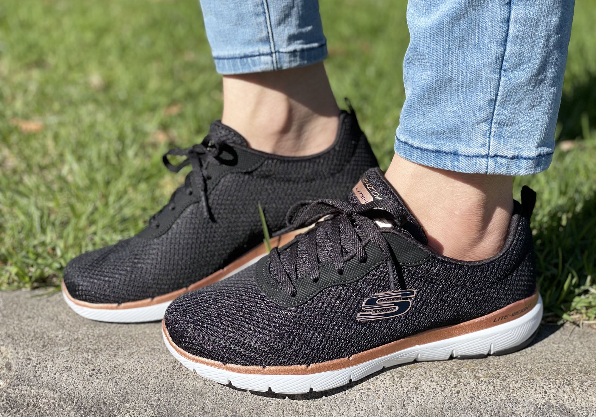 Black/Rose Gold
