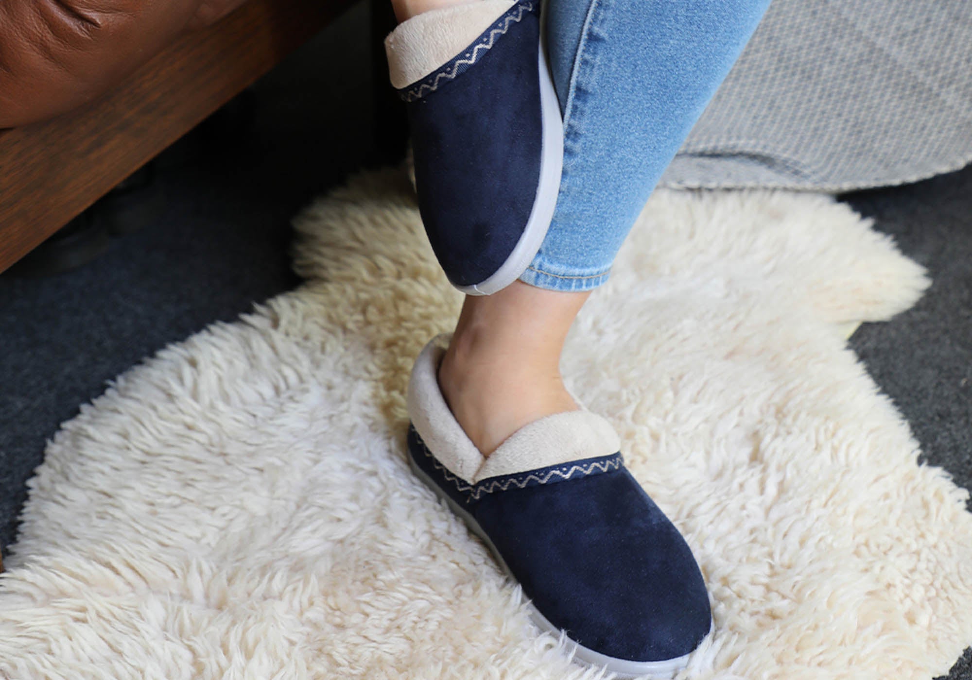Homyped Freya Womens Supportive Comfortable Closed Toe Slippers
