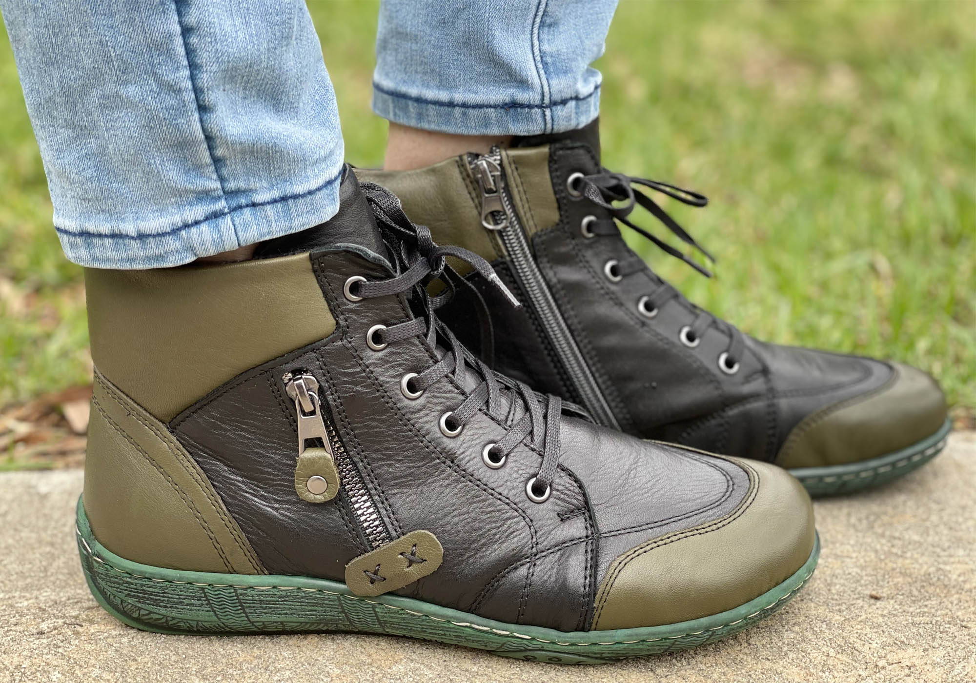 Black Khaki