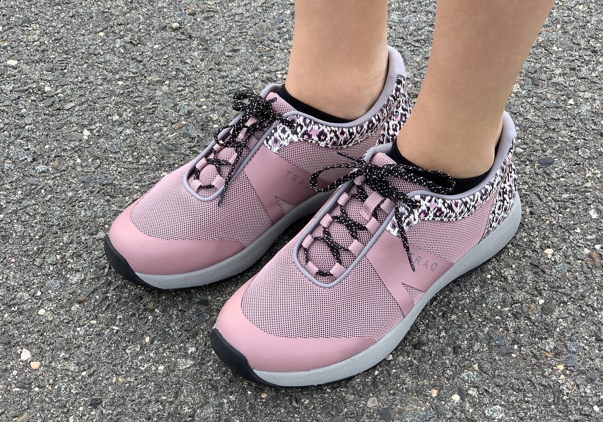 Traq by Alegria Intent Womens Comfortable Lace Up Shoes