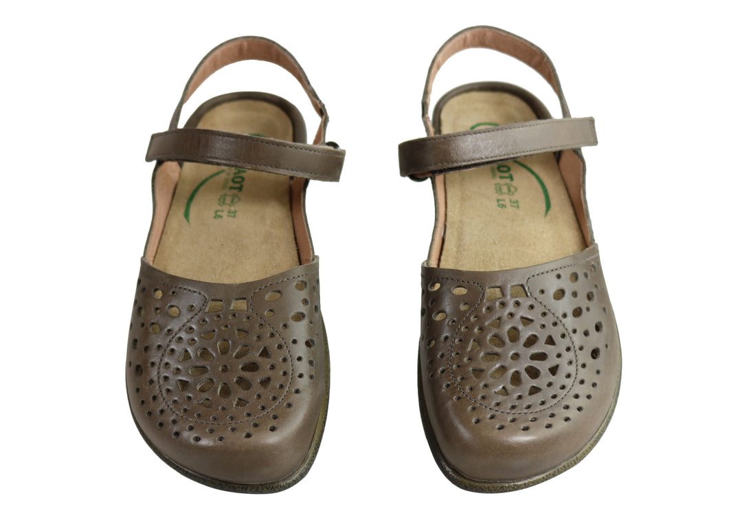 Naot Arataki Womens Closed Toe Orthotic Friendly Leather Flat Sandals ...