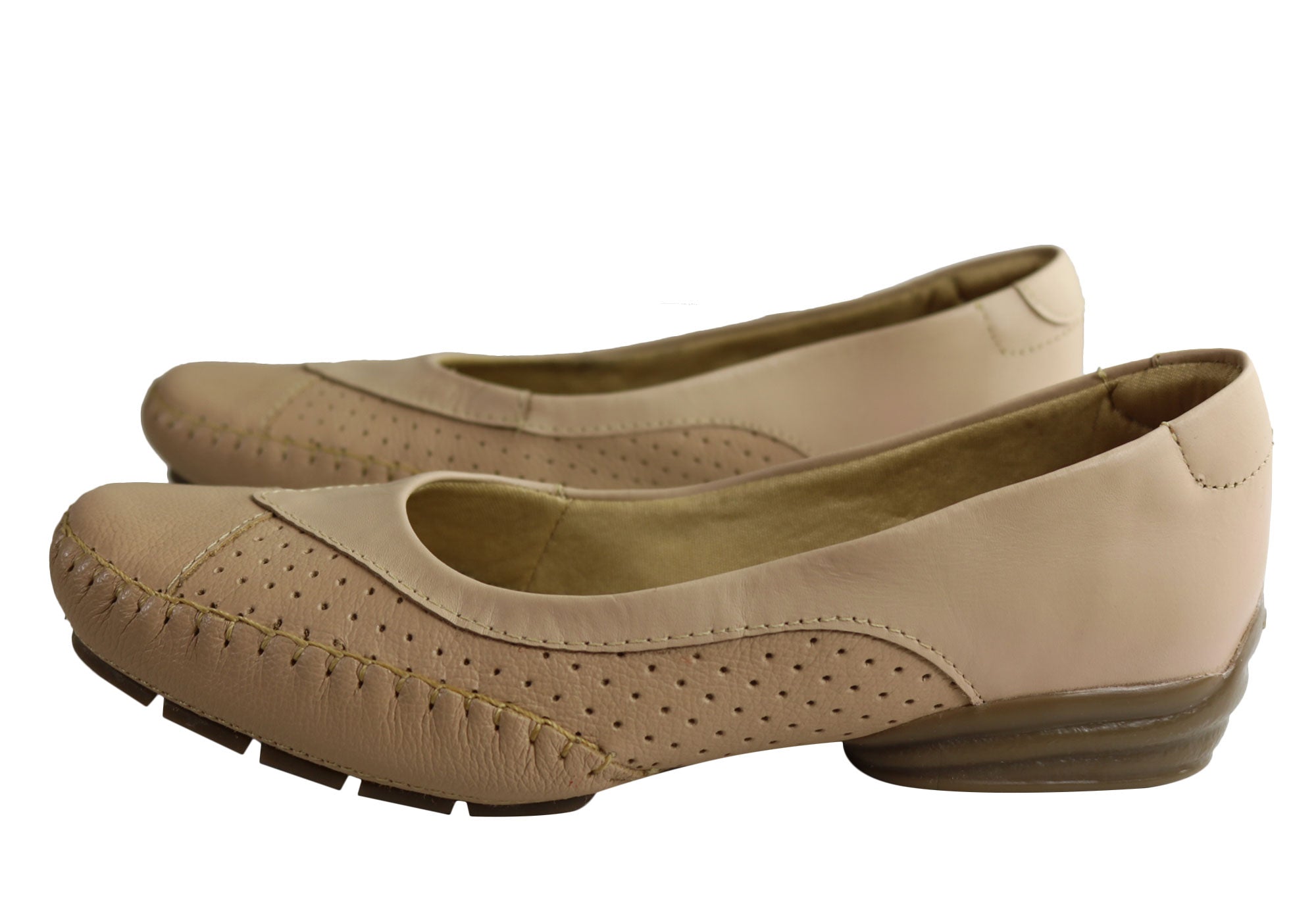 Comfortshoeco Plato Womens Comfort Cushioned Leather Low Heel Shoes