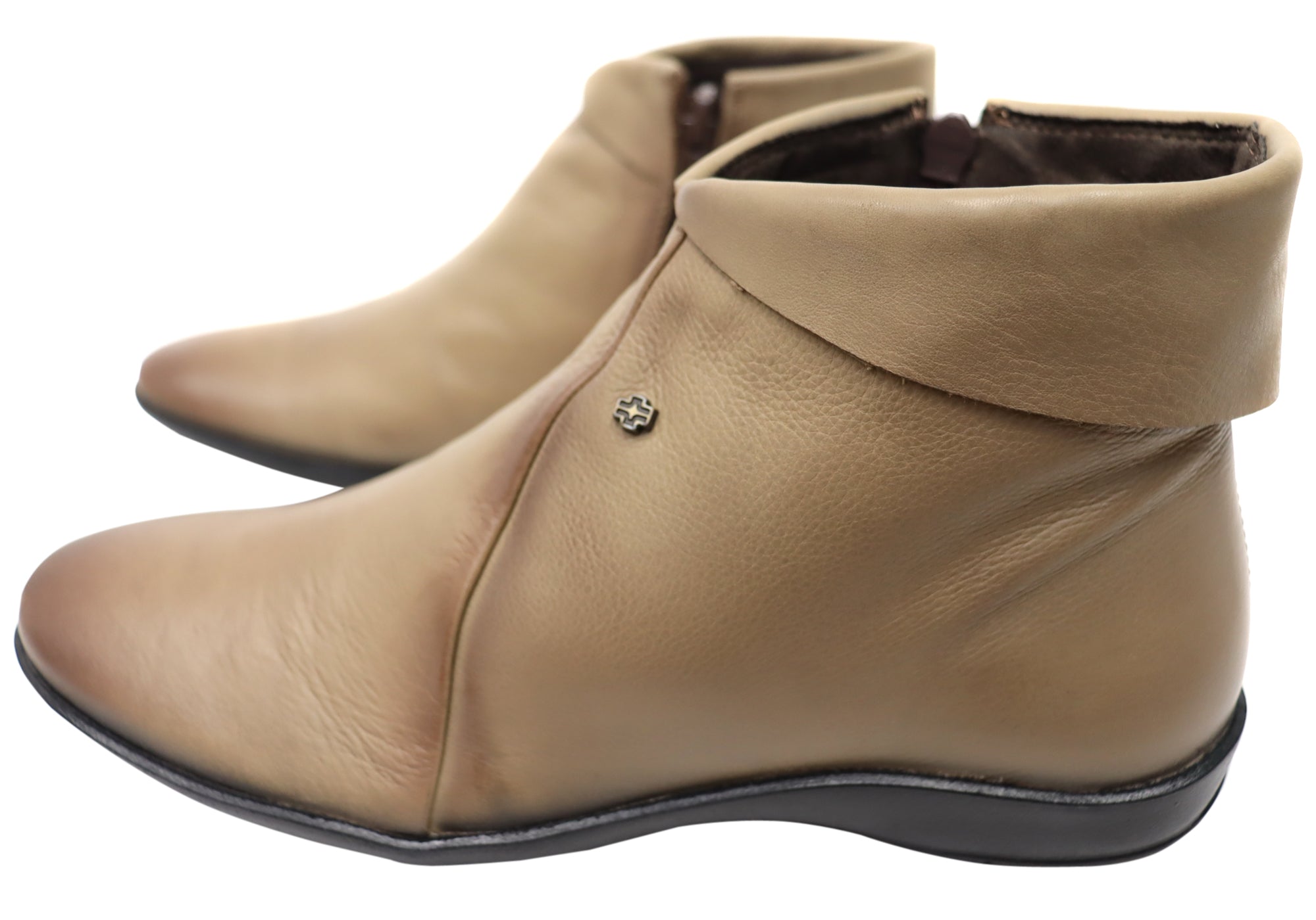 Taupe