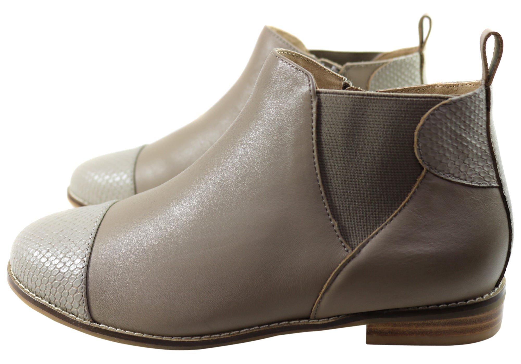 Taupe