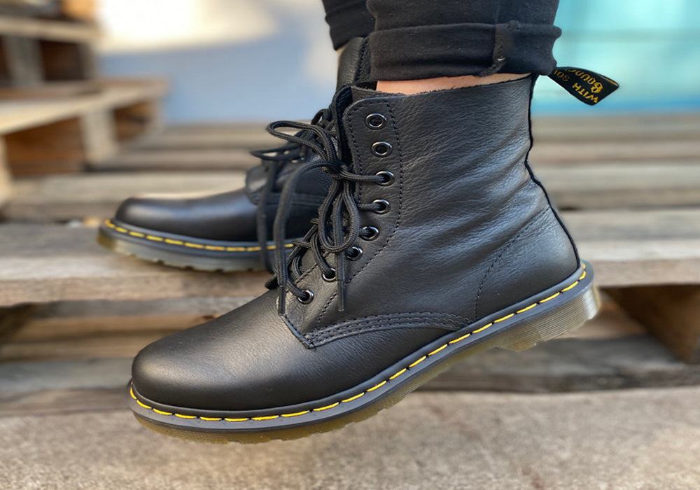 Buy Dr Martens Pascal Virginia Womens Leather Boots Fast Shipping - Brand House