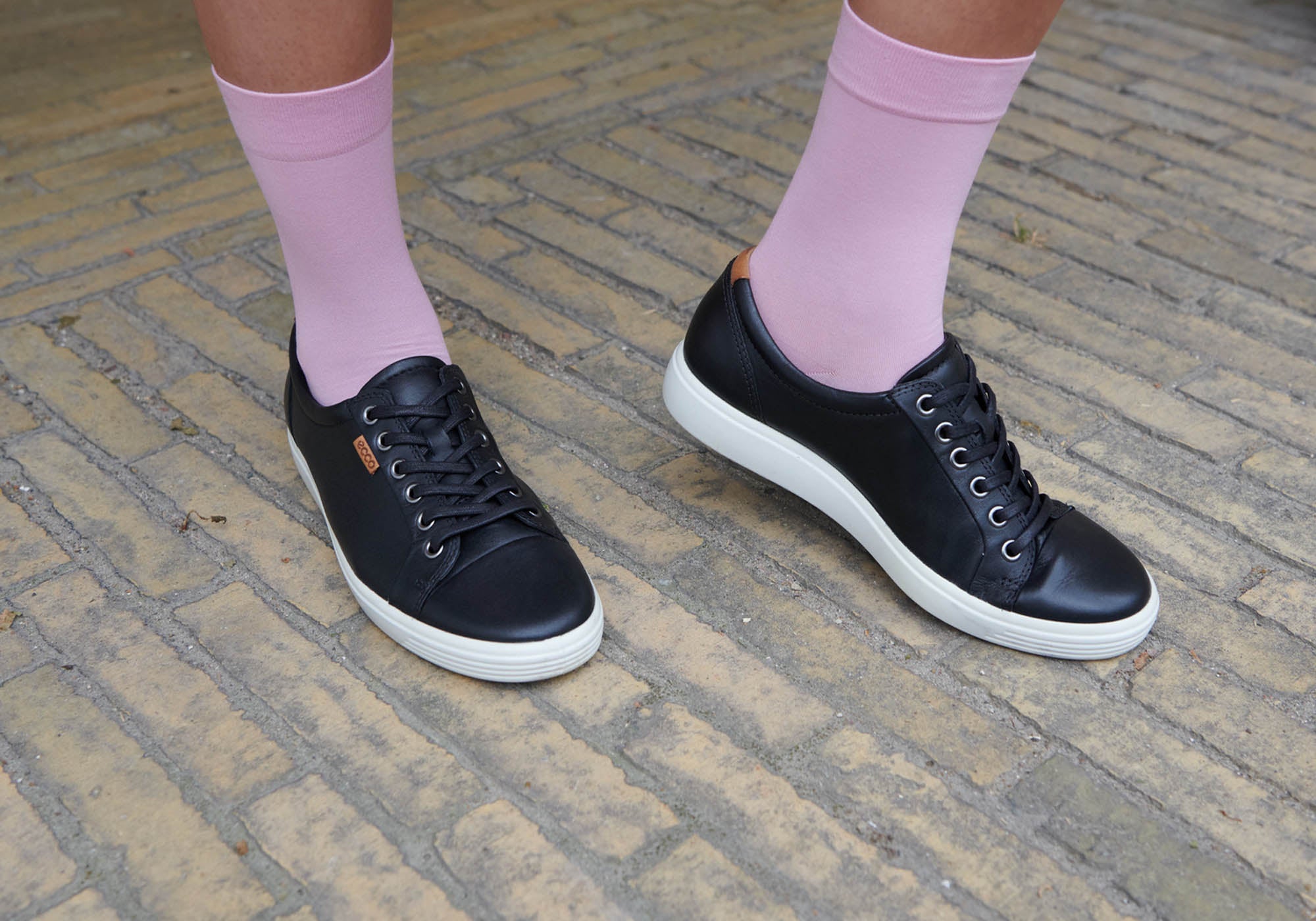 ECCO Womens Soft 7 Comfortable Leather Casual Lace Up Sneakers Shoes