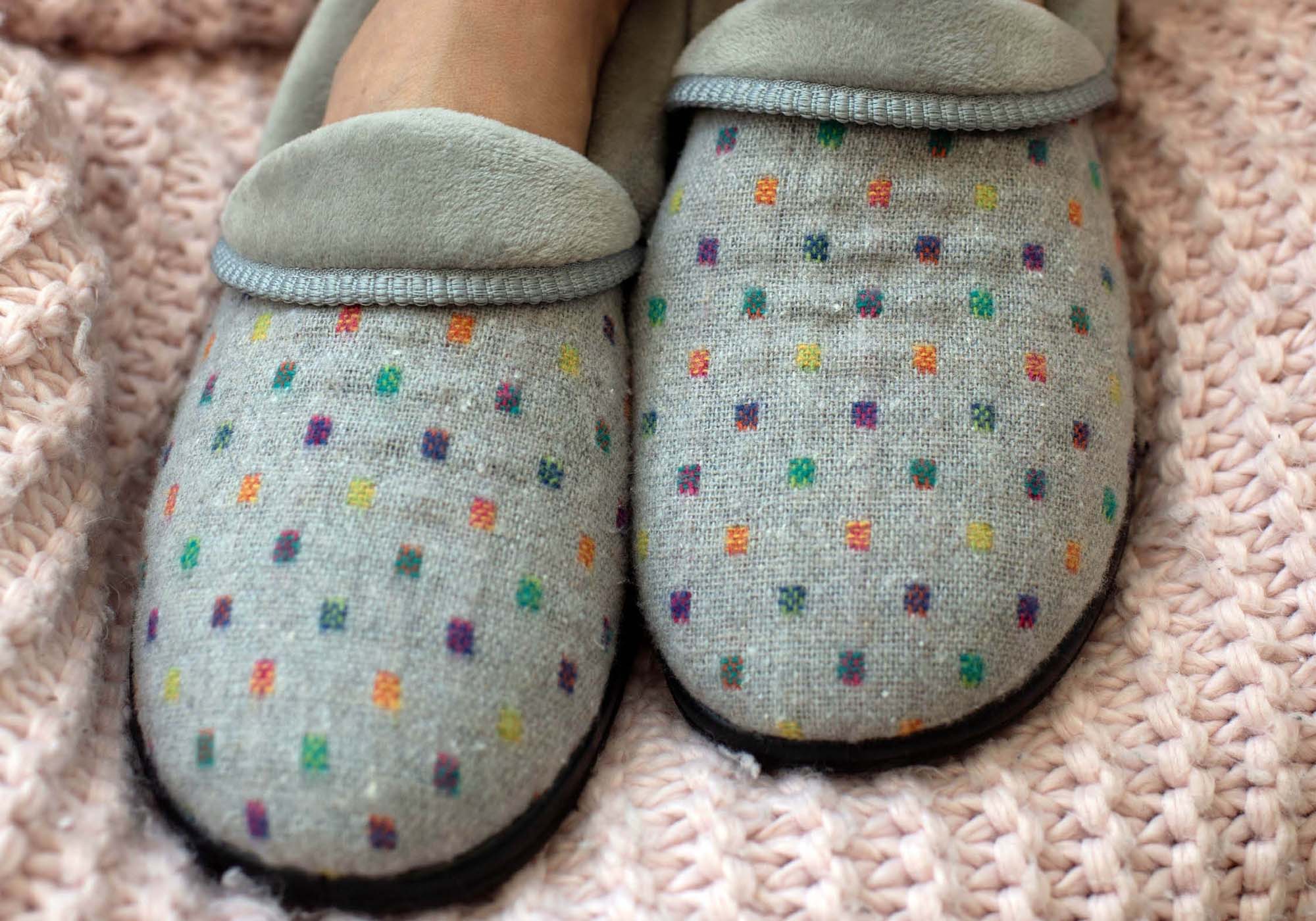 Homyped Freya Womens Supportive Comfortable Closed Toe Slippers