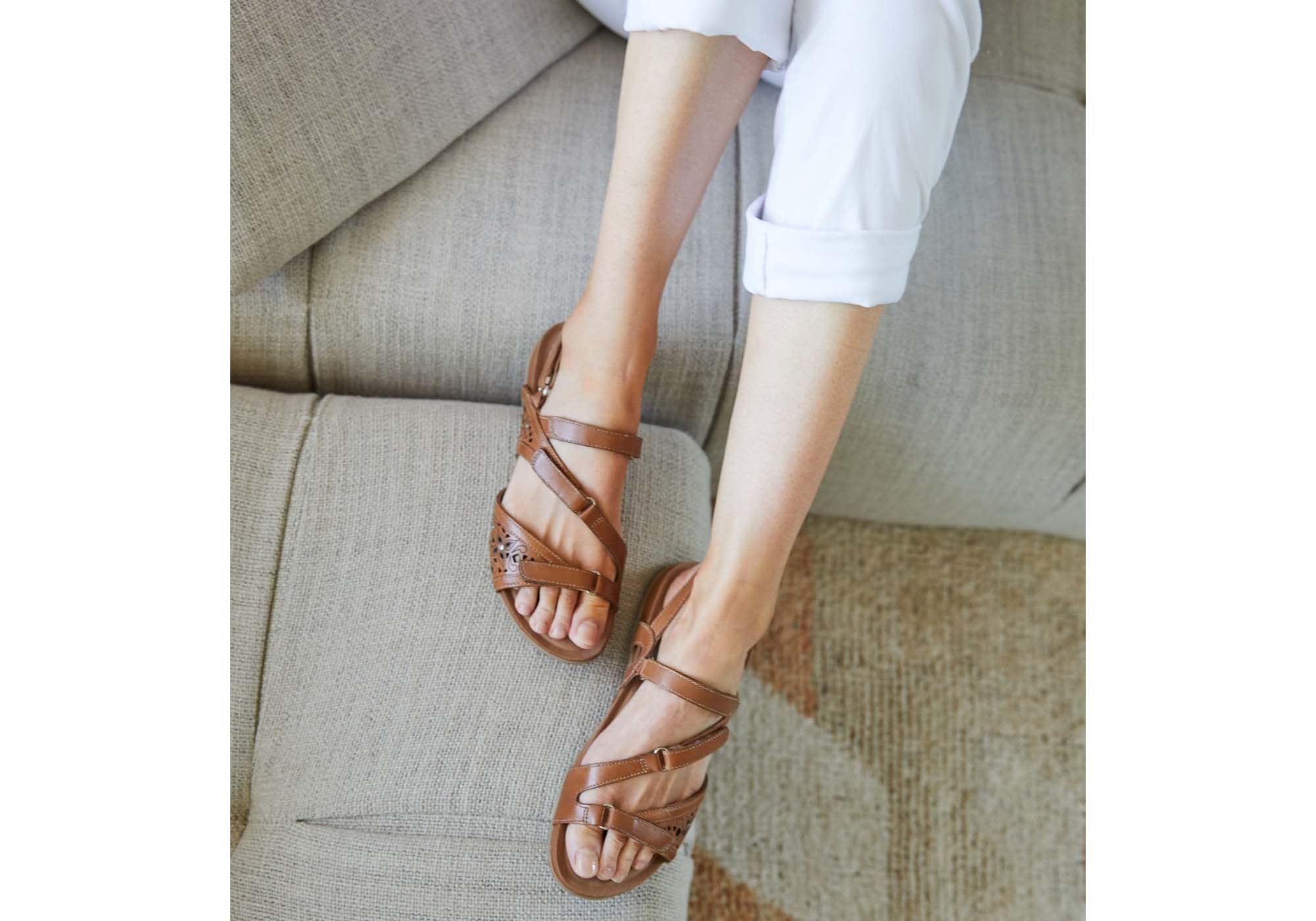 Planet Shoes Malu Womens Comfortable Supportive Leather Sandals